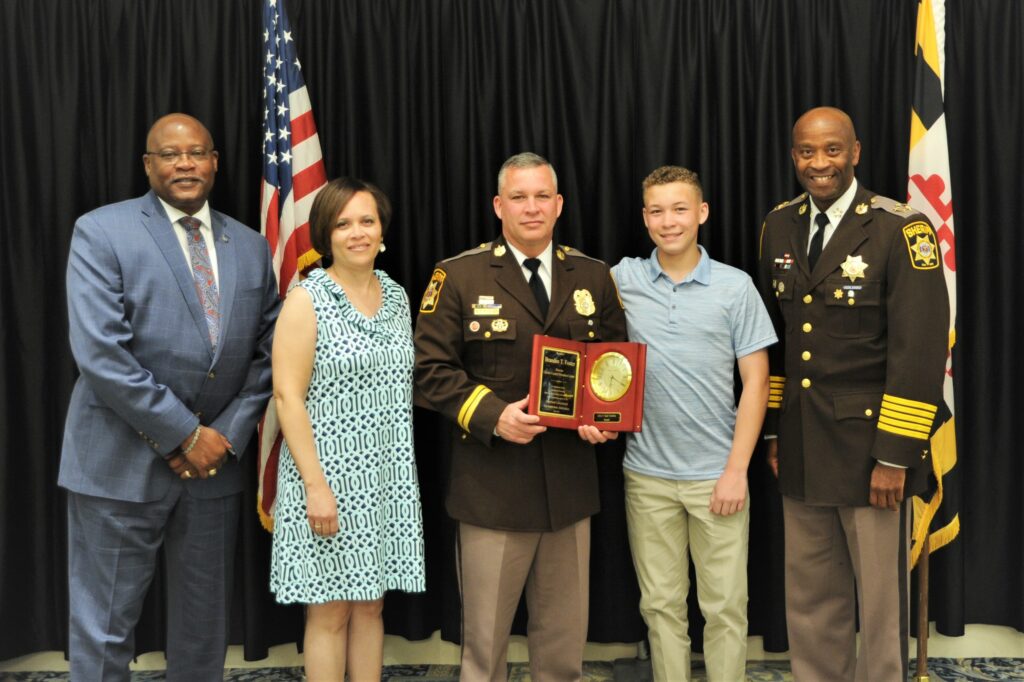 Director-Foster-and-family-Mr.-Eley-and-Sheriff-1024x682.jpg